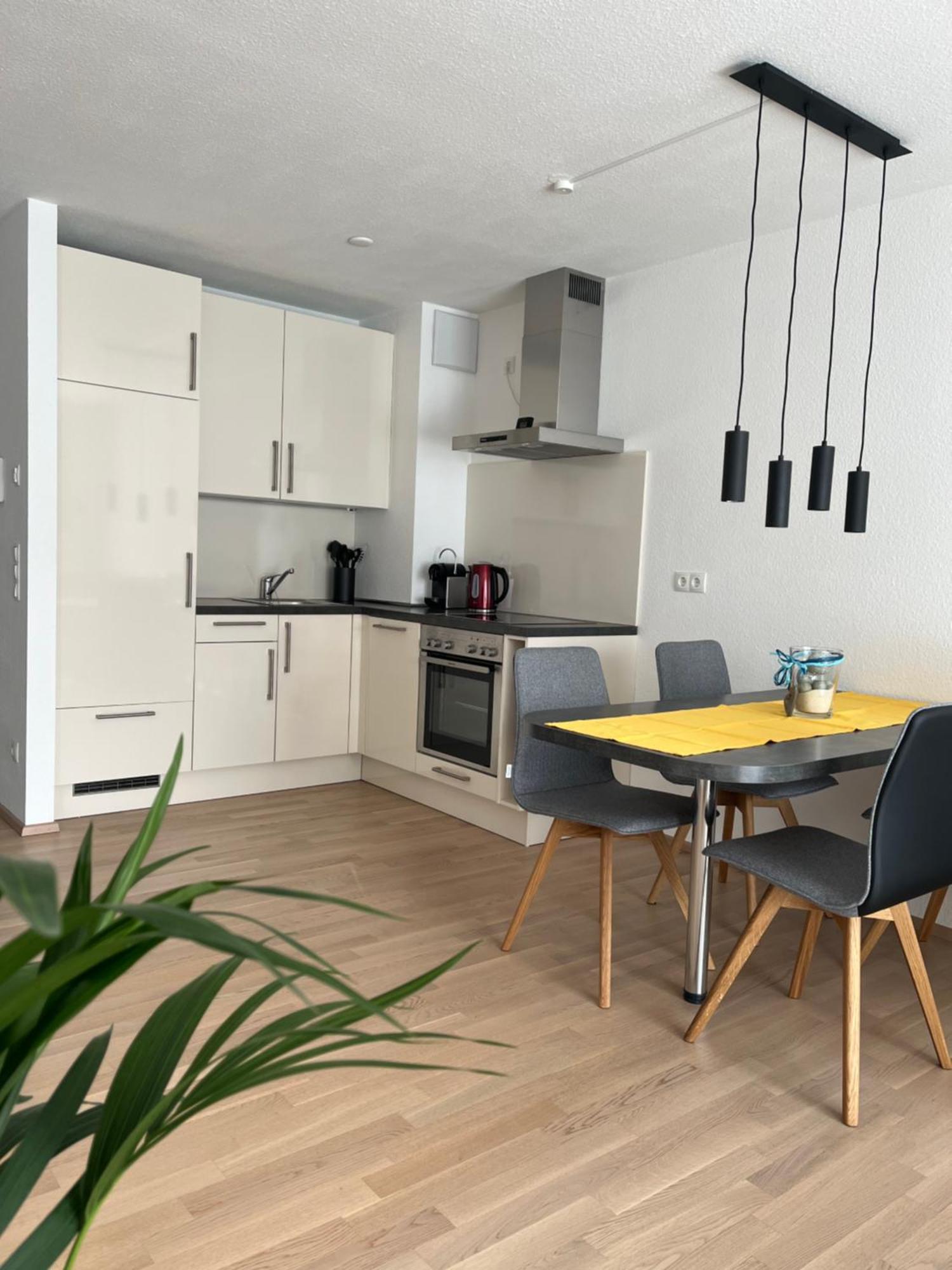 Ferienwohnung Mika ฟรีดริชส์ฮาเฟน ภายนอก รูปภาพ
